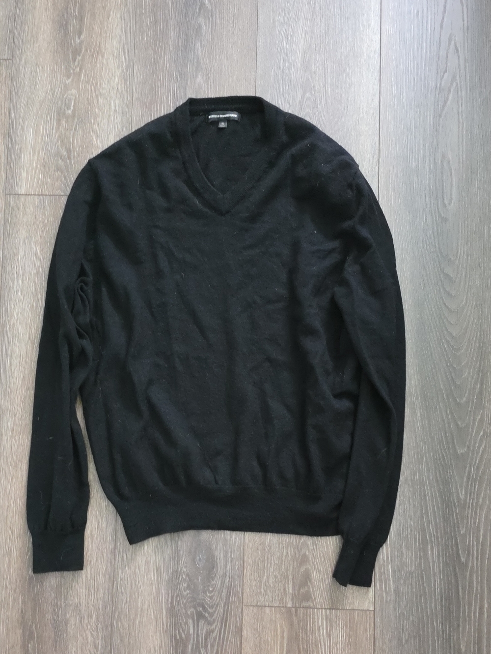 Express Men's Black V-Neck Sweater - Lightweight Knit
